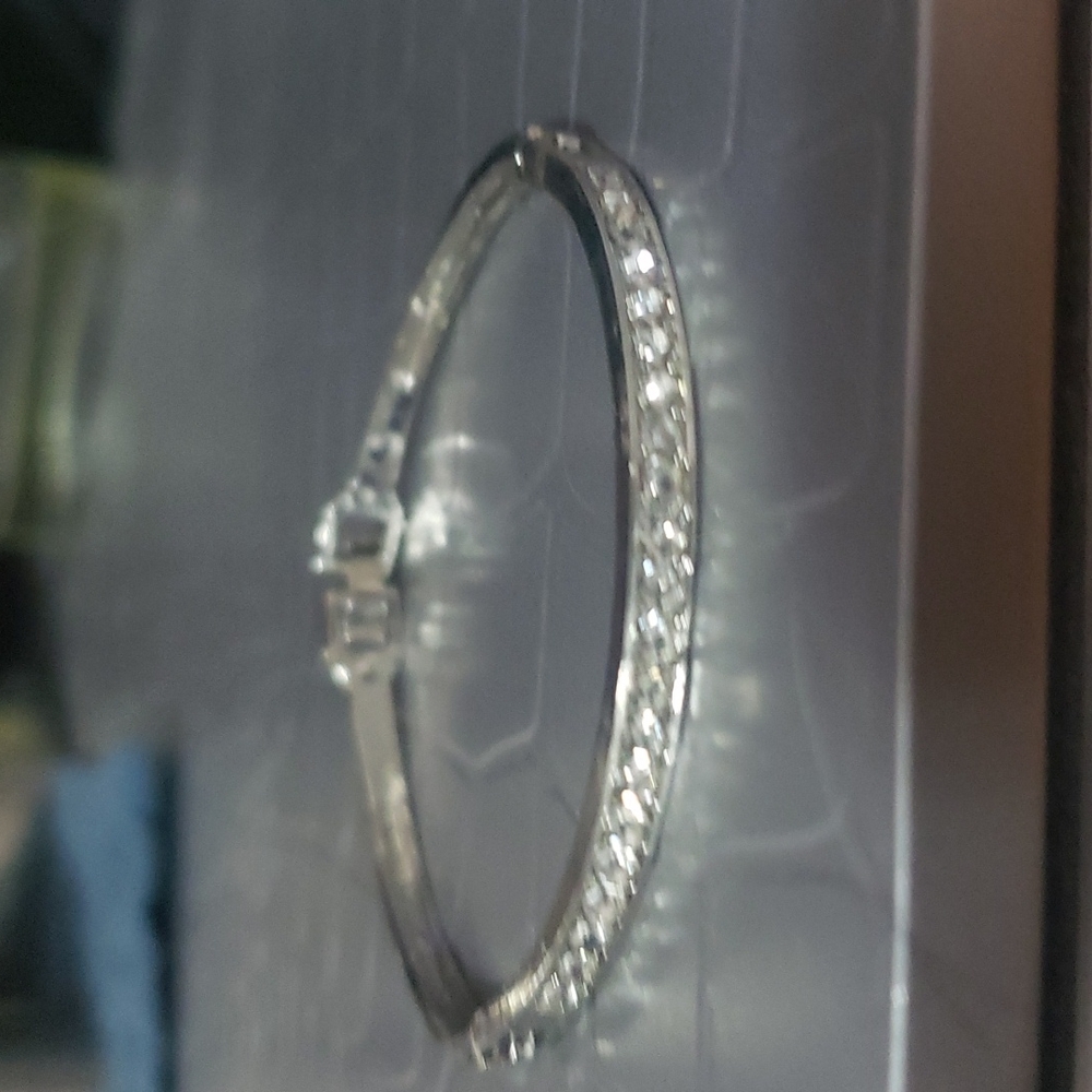 Bracelet - Picture 2 of 6